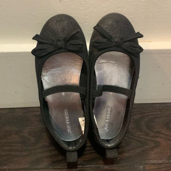 Joe Fresh toddler flat/ballet shoes! - Picture 1 of 7